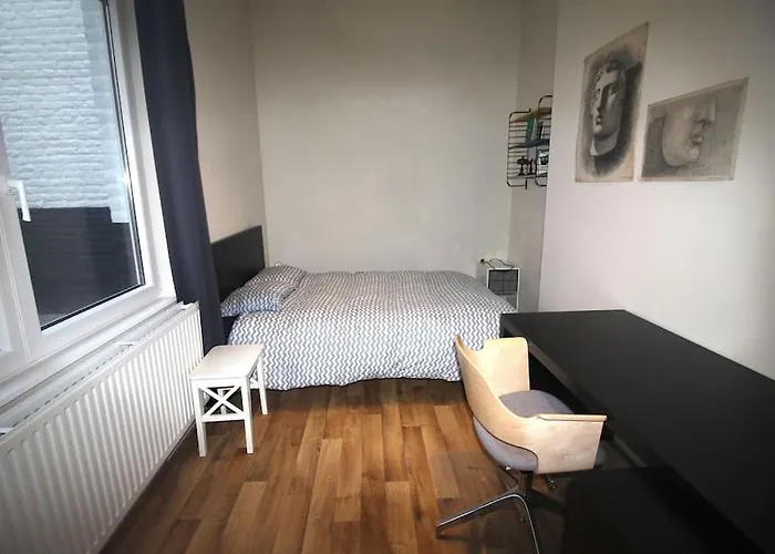 Bel 2 Avec Terrasse דירה